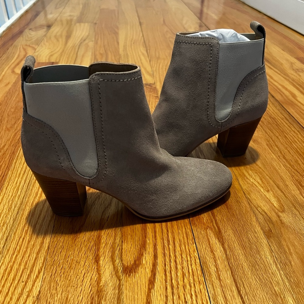 Beige Booties Brand New Tommy Hilfiger